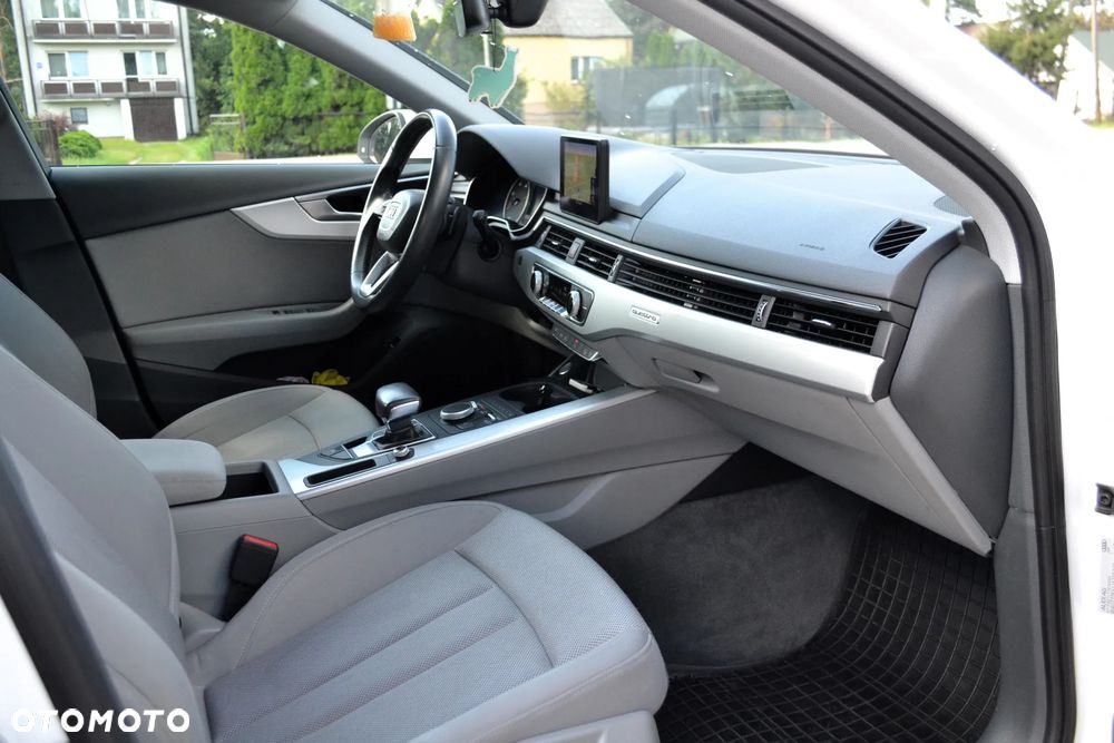 Audi A4 Allroad 2.0 TDI Quattro S tronic - 9