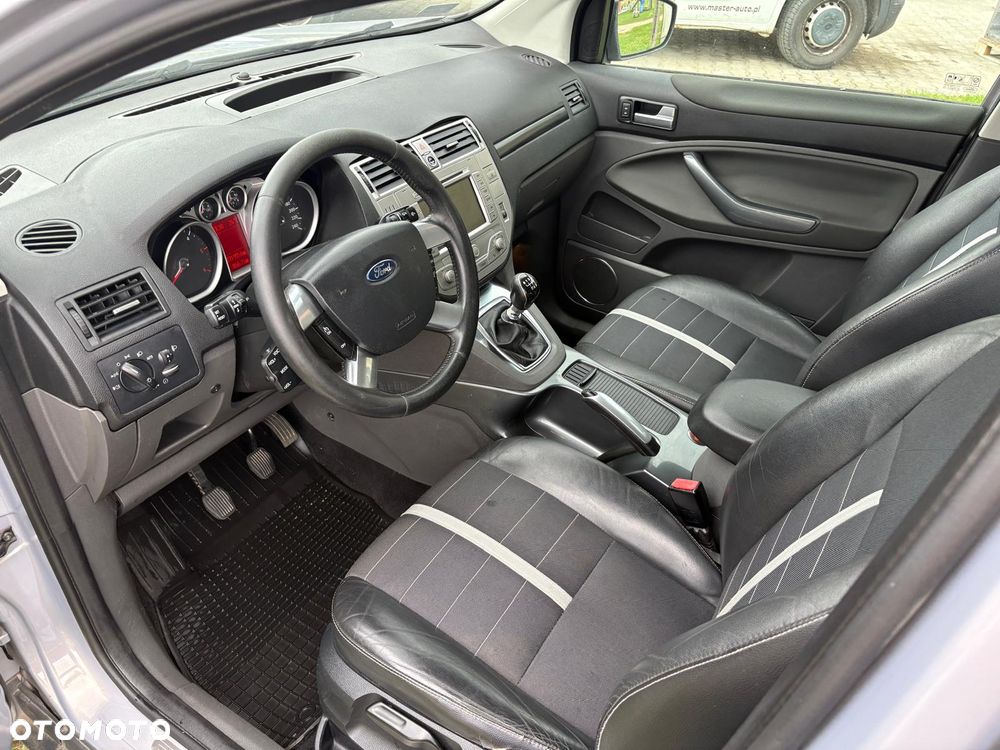 Ford Kuga 2.0 TDCi 4WD Titanium - 14