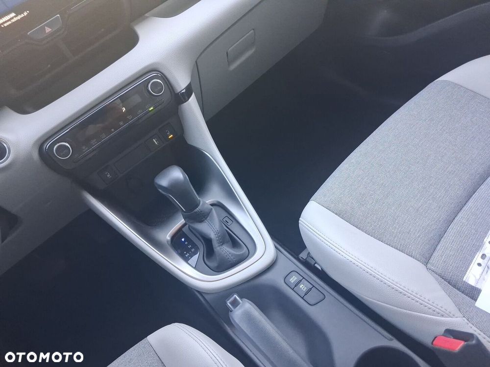 Toyota Yaris 1.5 Executive CVT - 14