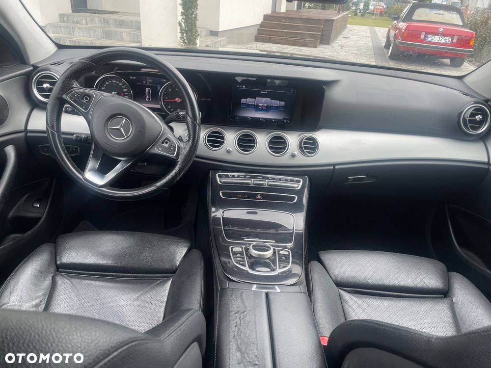 Mercedes-Benz Klasa E 200 d 9G-TRONIC Exclusive - 24