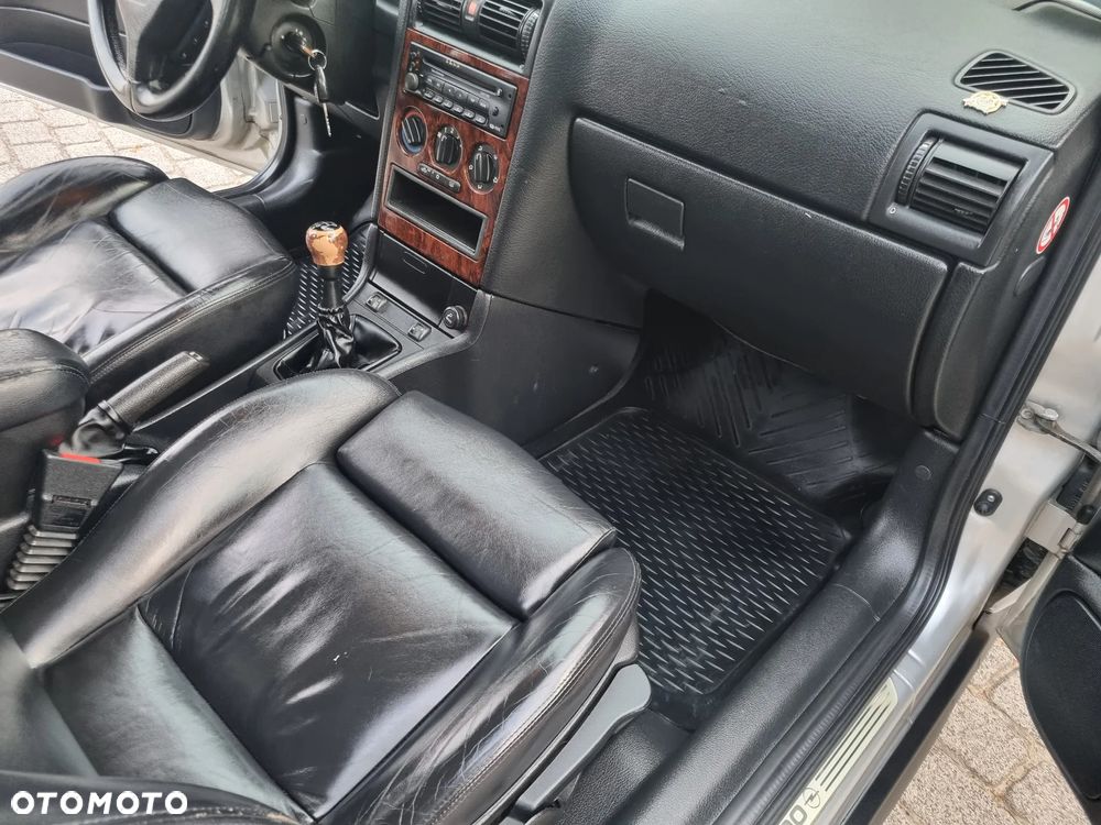 Opel Astra 2.0 DI Elegance - 14
