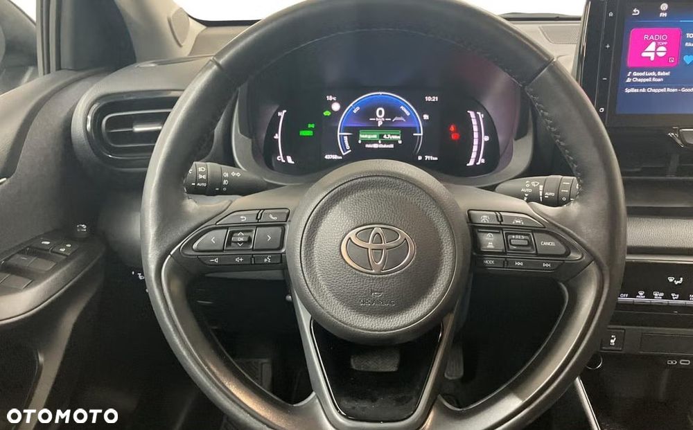 Toyota Yaris - 12