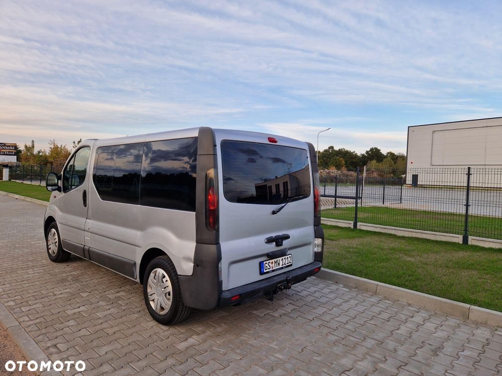 Renault TRAFIC - 3