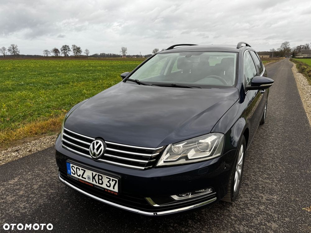 Volkswagen Passat 2.0 TDI DPF DSG Highline - 16
