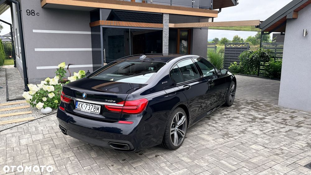 BMW Seria 7 740e iPerformance - 6