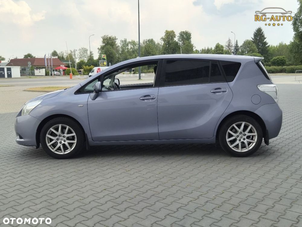Toyota Verso - 11