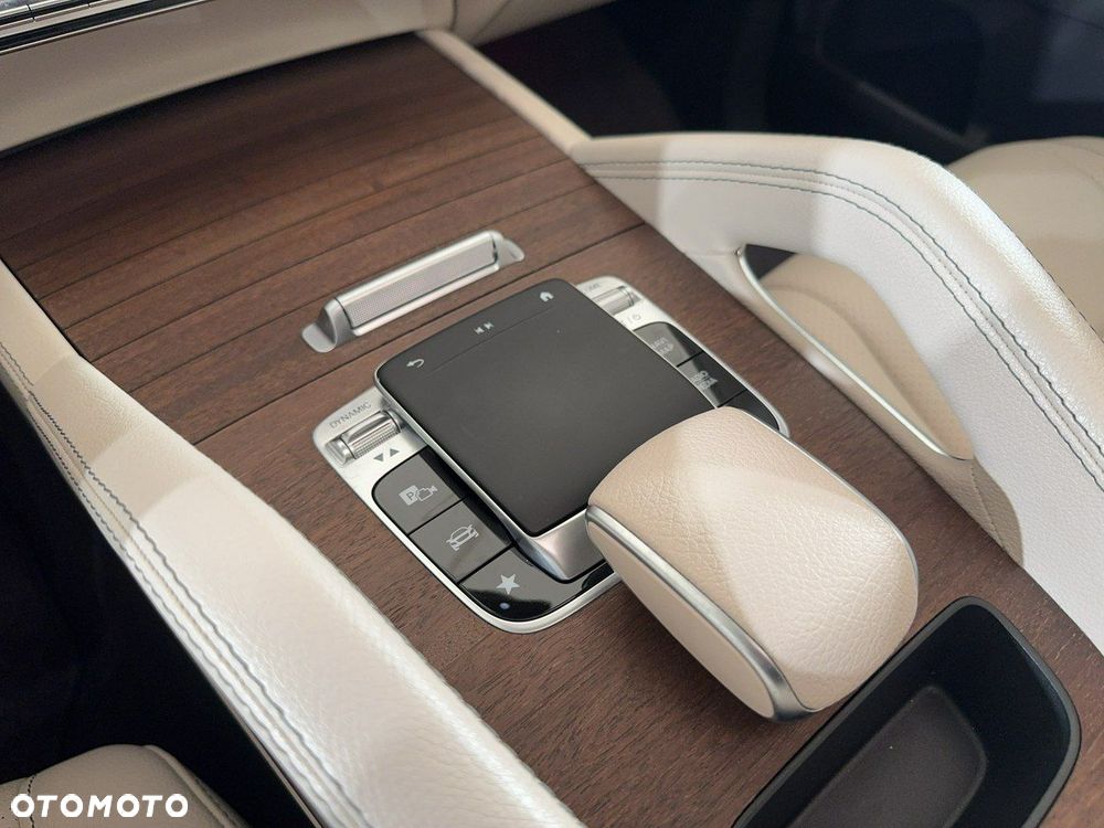 Mercedes-Benz GLE - 37