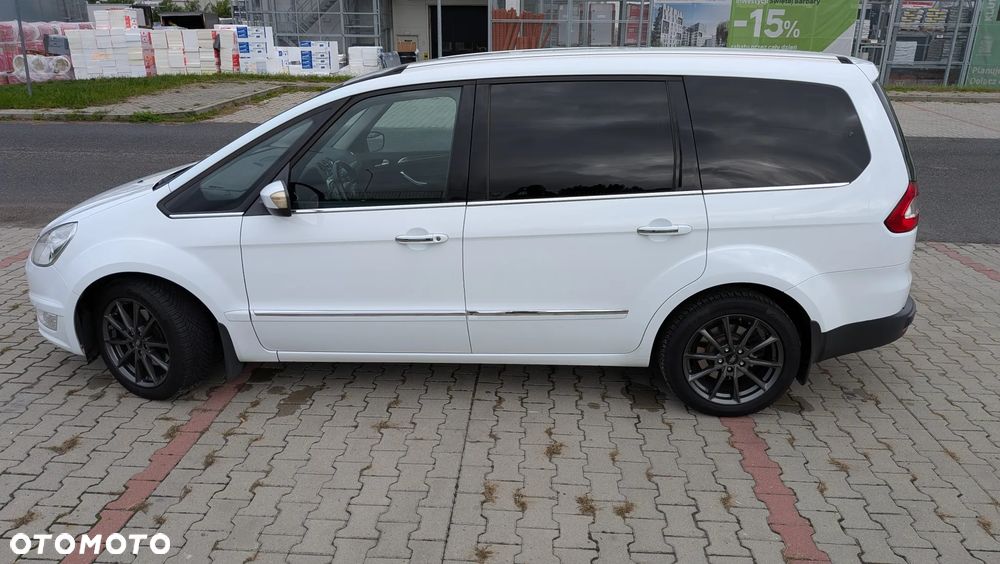 Ford Galaxy 2012 photo 3