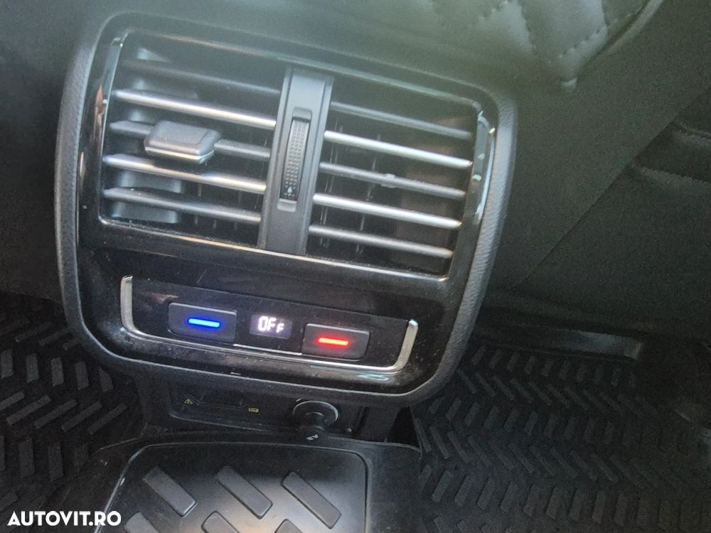 Volkswagen Passat Variant 2.0 TDI DSG (BlueMotion Technology) Comfortline - 13