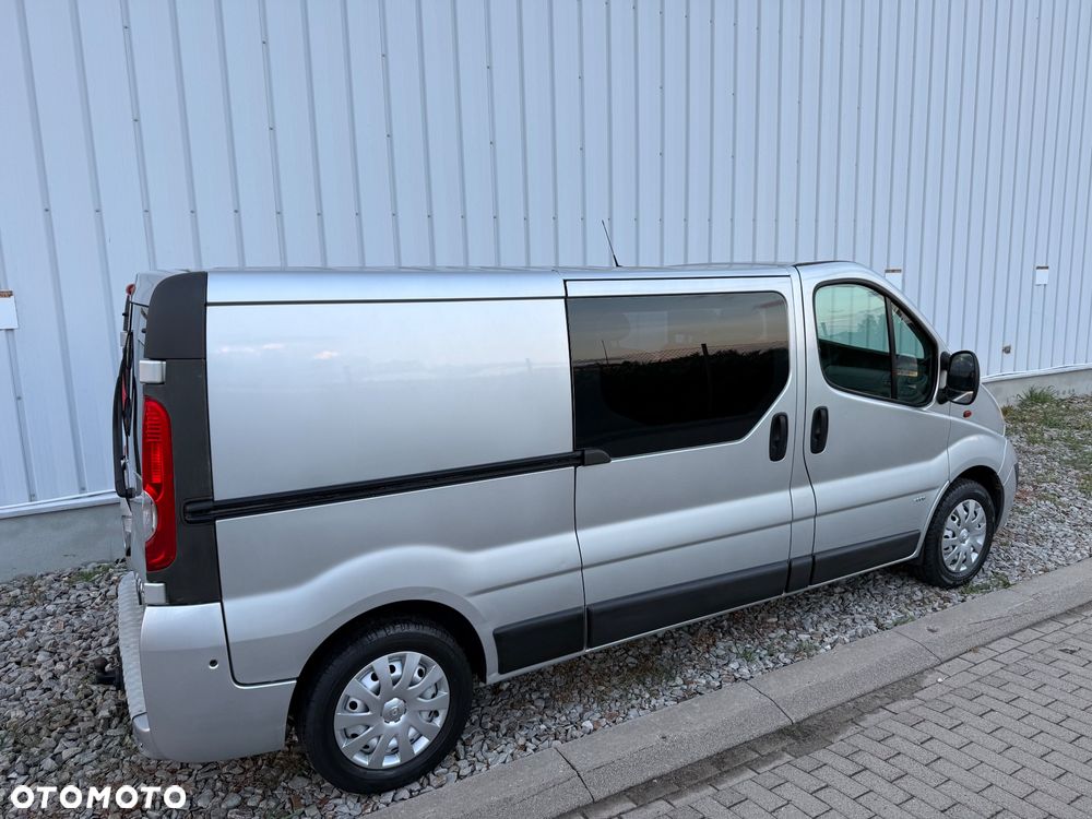 Opel Vivaro - 15