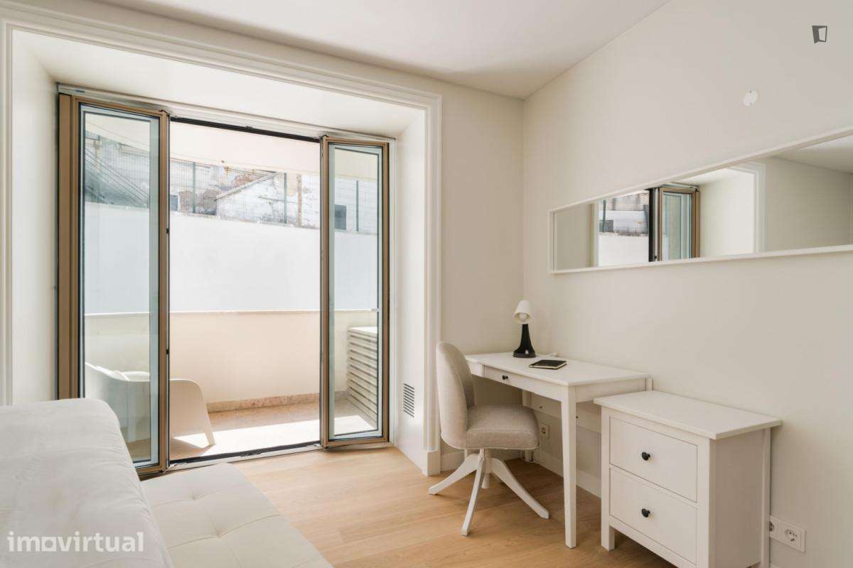Apartamento com 1 quartos - localizado em Avenida da Liberdade Lisbon - Grande imagem: 4/21