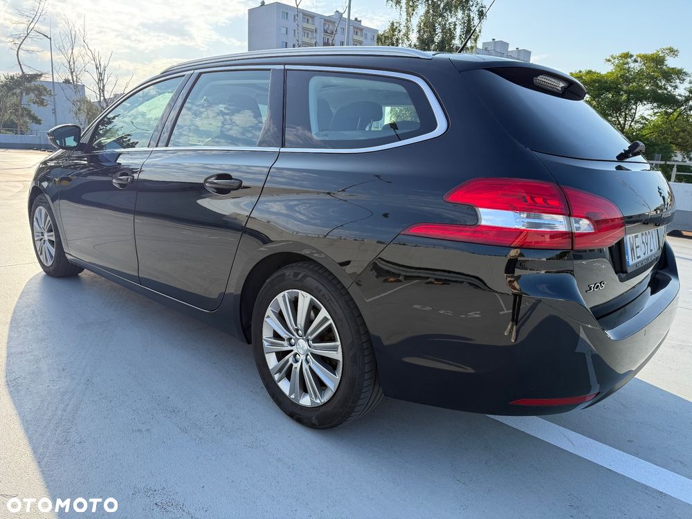 Peugeot 308 SW 1.2 PureTech GPF Allure S&S EAT8 - 5