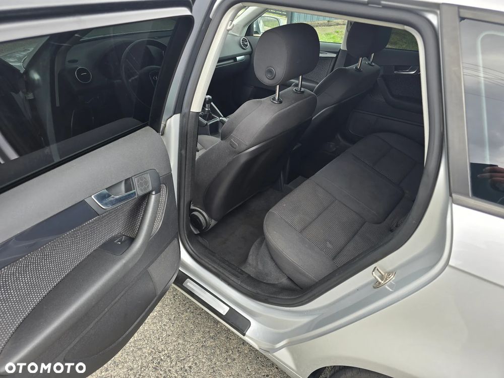 Audi A3 Sportback - 12