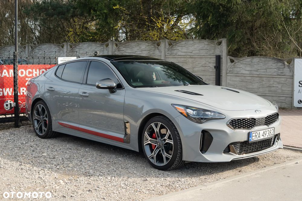 Kia Stinger - 39
