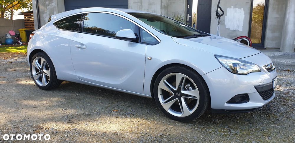 Opel Astra GTC 1.4 Turbo ecoFLEX Start/Stop - 12