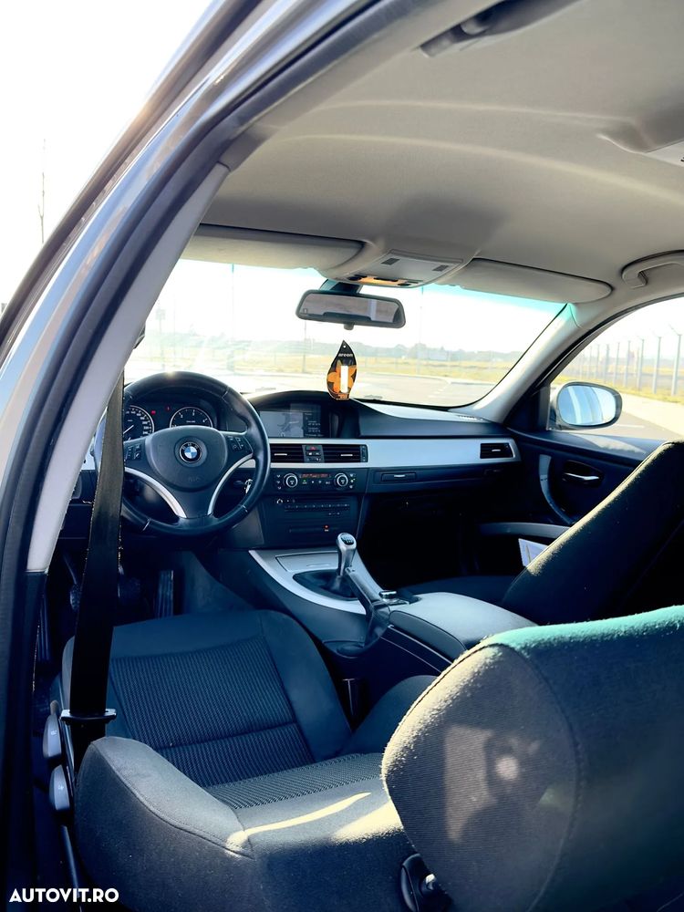 BMW Seria 3 318d DPF - 17