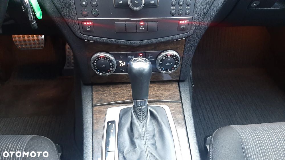 Mercedes-Benz Klasa C 200 Kompressor Elegance - 25