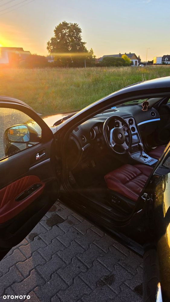 Alfa Romeo 159 Sportwagon 1.9JTDM Q-Distinctive - 10