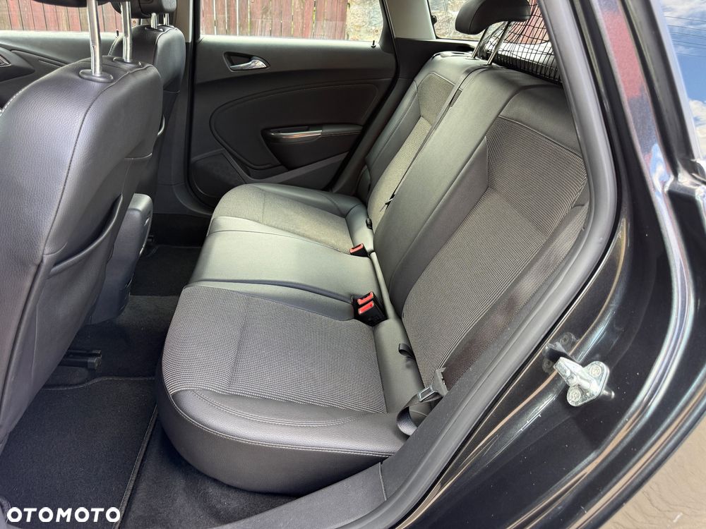 Opel Astra - 28