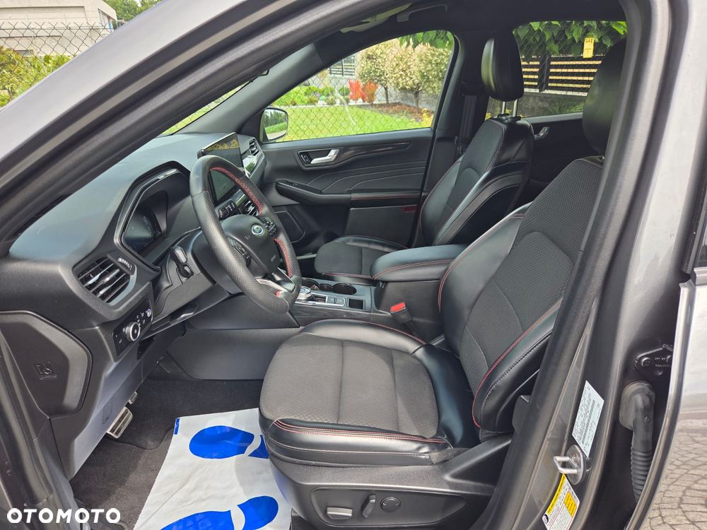 Ford Kuga 2.0 EcoBoost 4x4 ST-Line - 17
