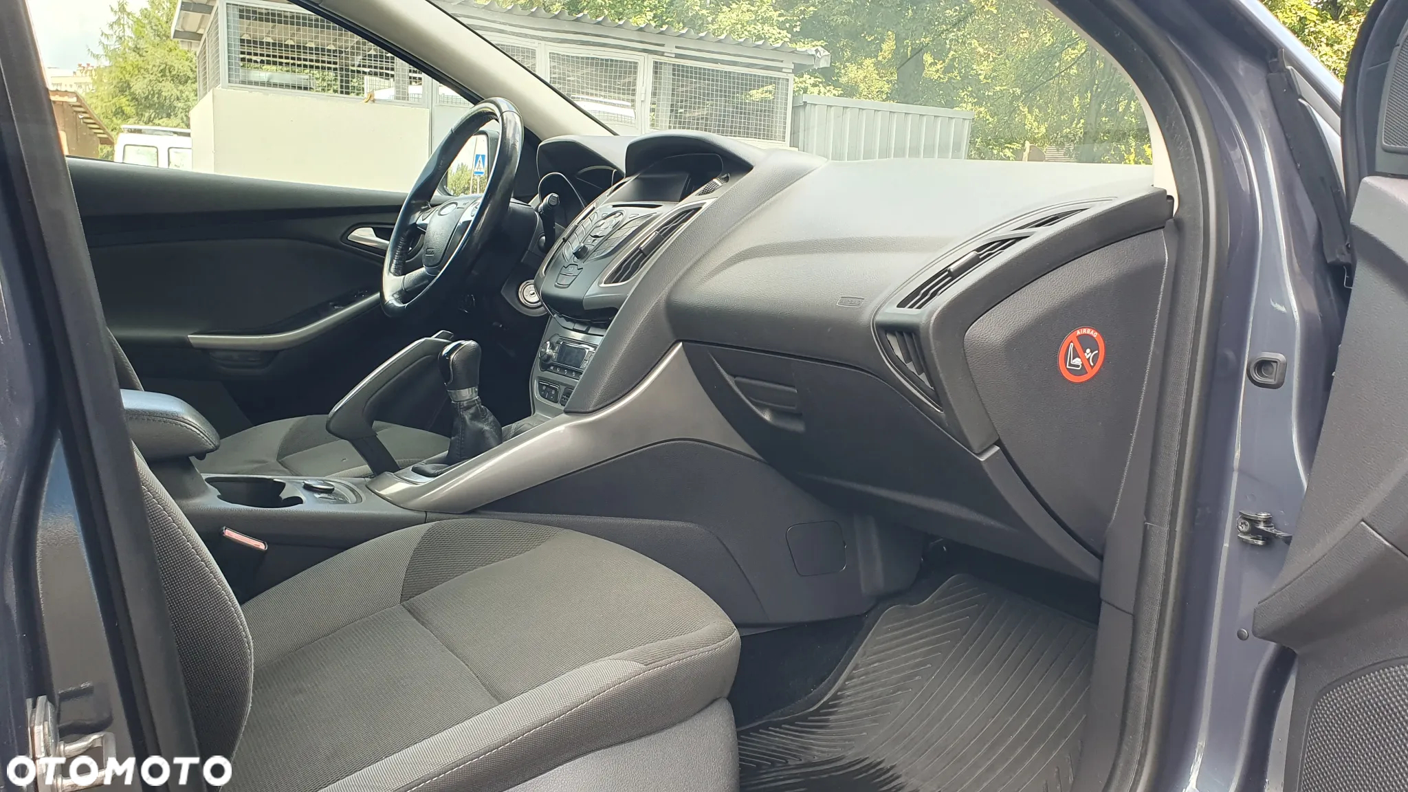 Ford Focus 1.6 Edition - 6