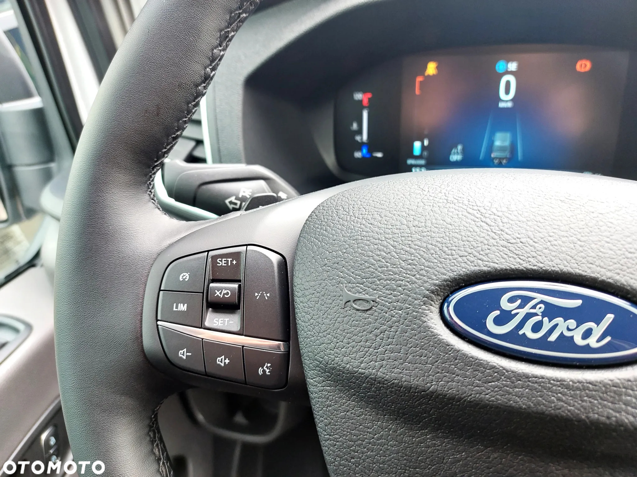 Ford Transit - 18