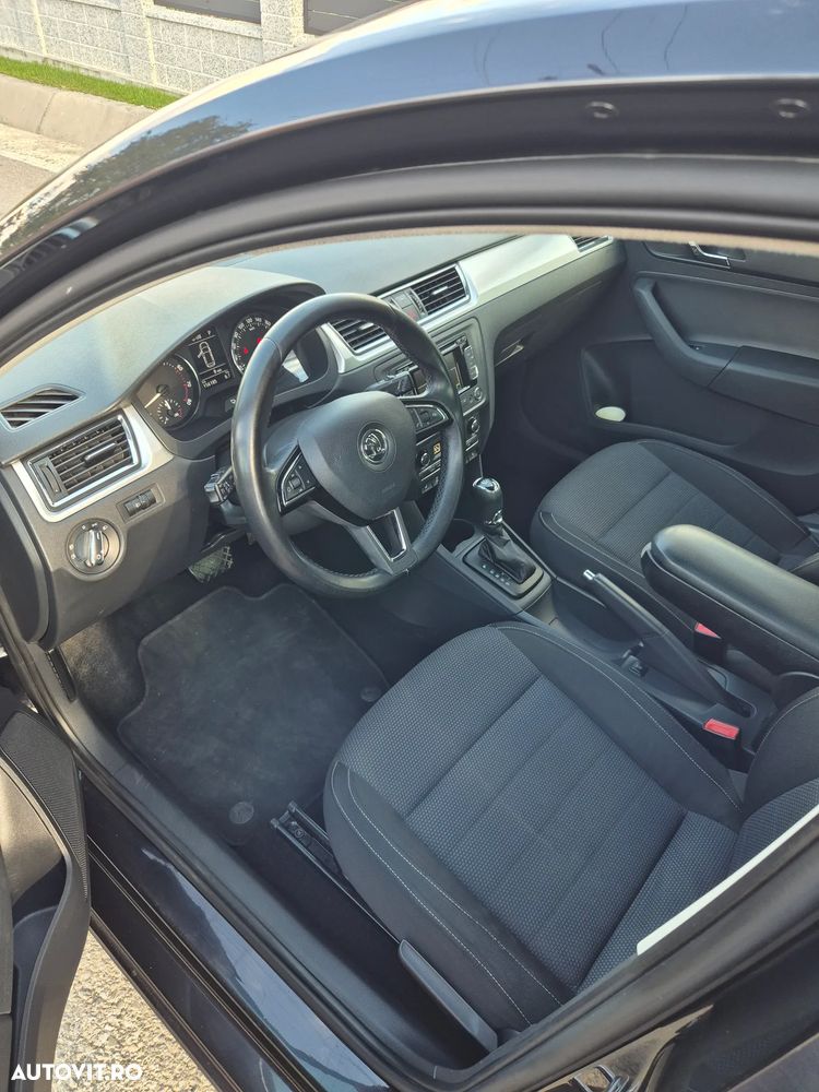 Skoda RAPID 1.4 TSI DSG Elegance - 13