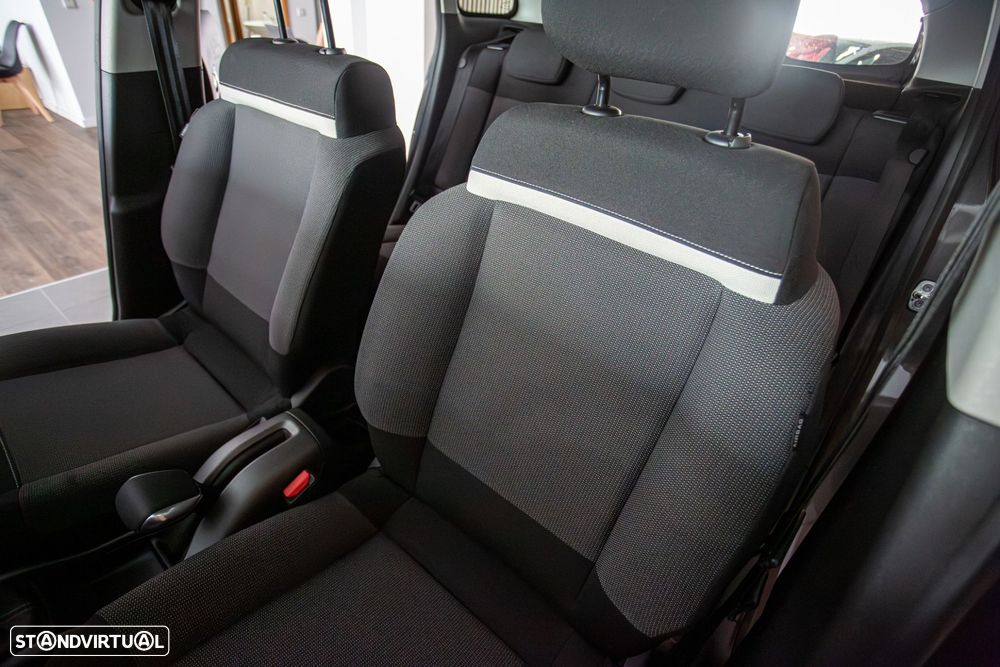 Citroën C3 Aircross 1.2 PureTech C-Series - 15