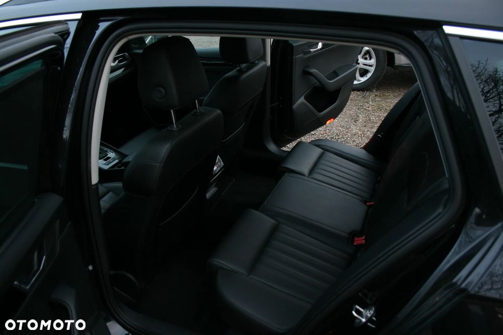 Skoda Superb 2.0 TDI 4x4 L&K DSG - 14