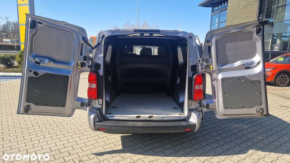 Opel Vivaro - 17