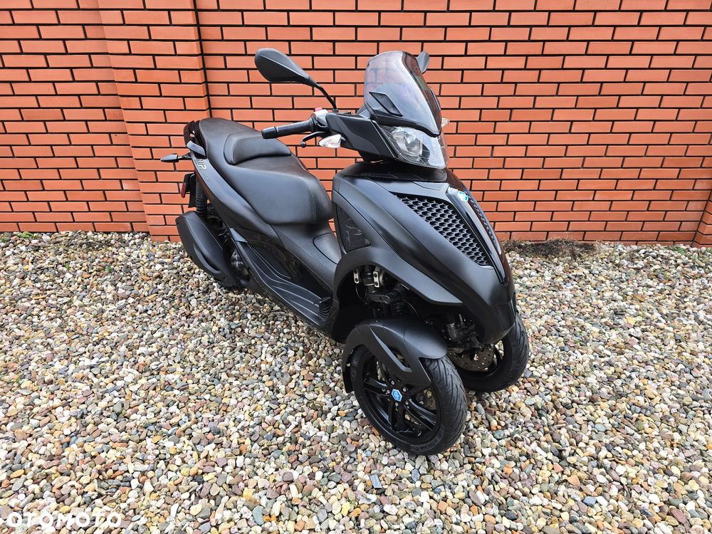 Piaggio MP-3 - 5
