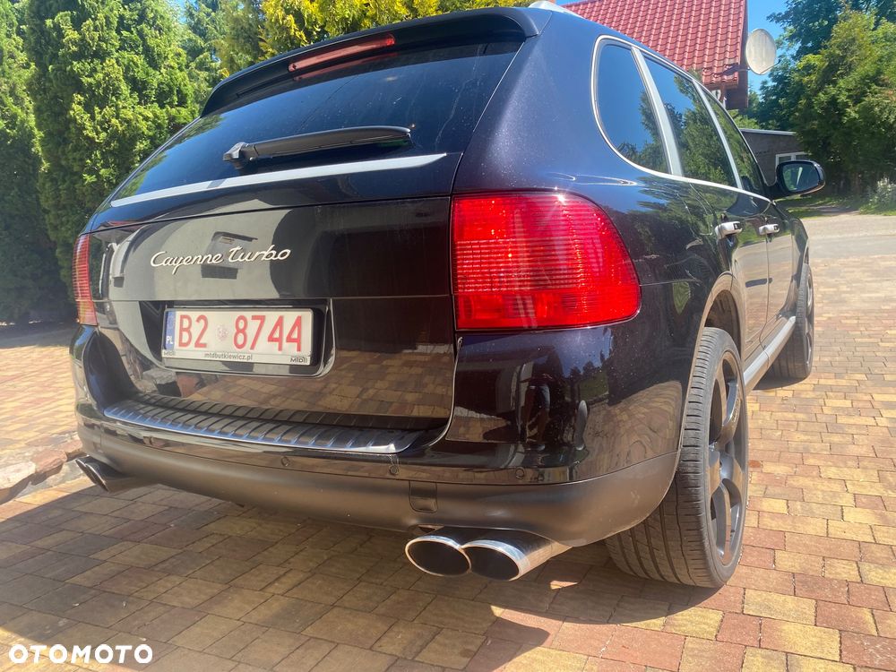 Porsche Cayenne - 8