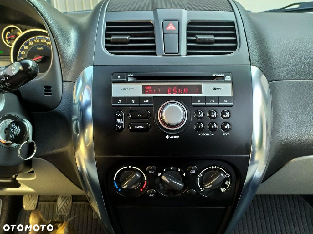 Suzuki SX4 1.6 Comfort 4WD - 20