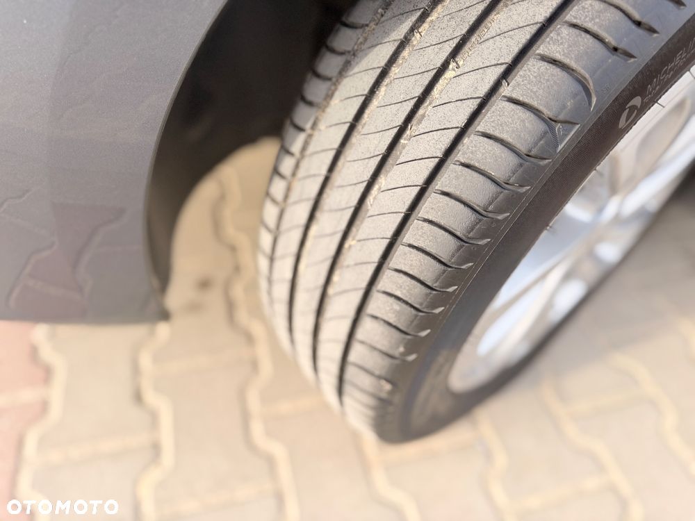 Renault Megane ENERGY TCe 115 Start & Stopp LIMITED - 28