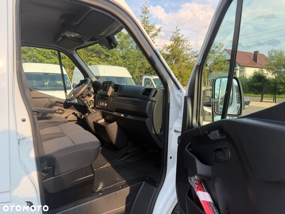 Renault Master / 2.3D / L2H2 / FV23% / NAJBOGATSZA WERSJA / - 17