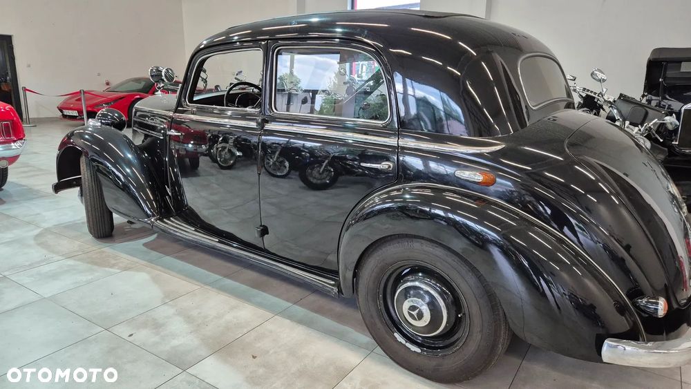 Mercedes-Benz Inny - 35