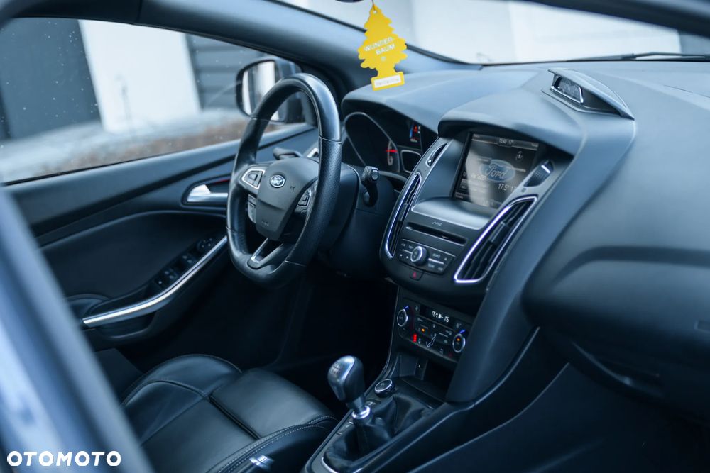 Ford Focus 2.0 TDCi ST-2 - 7