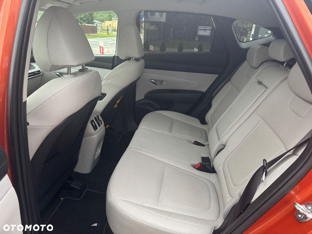 Hyundai Tucson 1.6 T-GDi HEV Platinum 2WD - 11