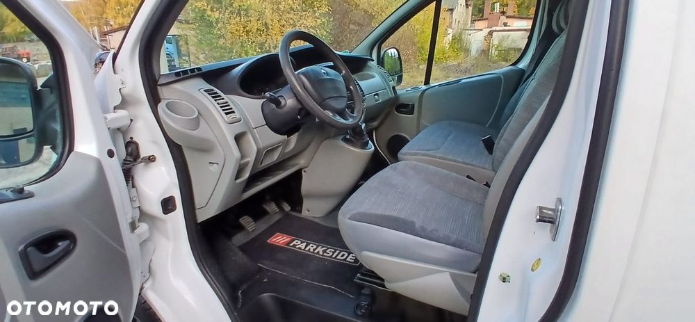 Renault TRAFIC - 17