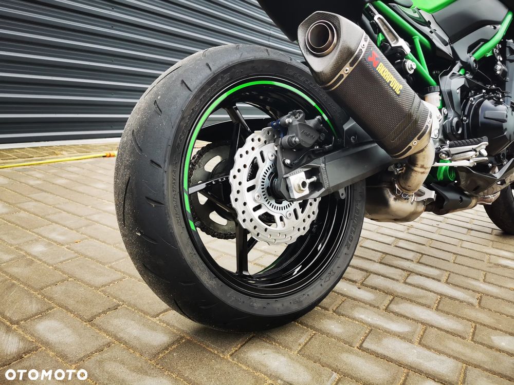 Kawasaki Z 900 - 7