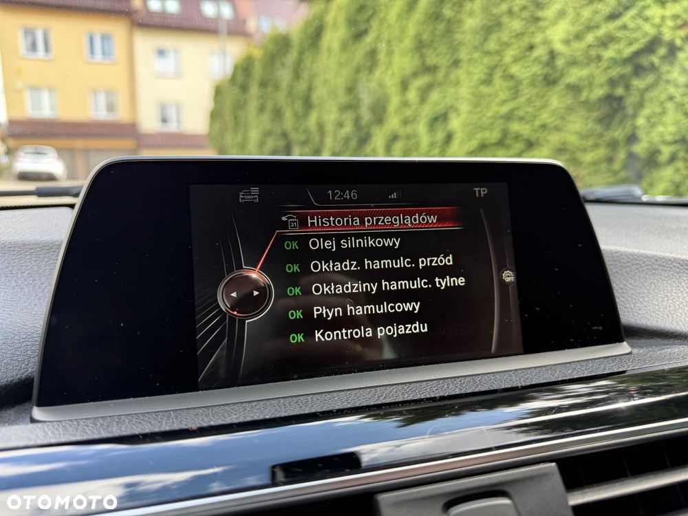 BMW Seria 3 318i Sport Line - 15