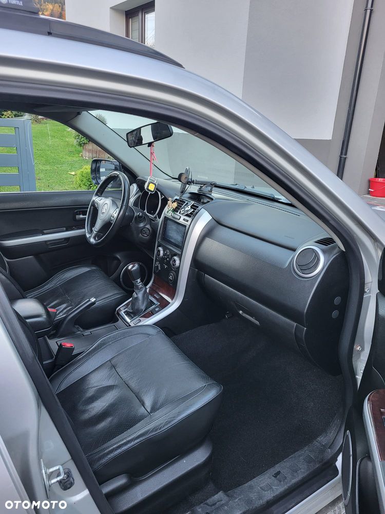 Suzuki Grand Vitara 1.9 DDiS - 5