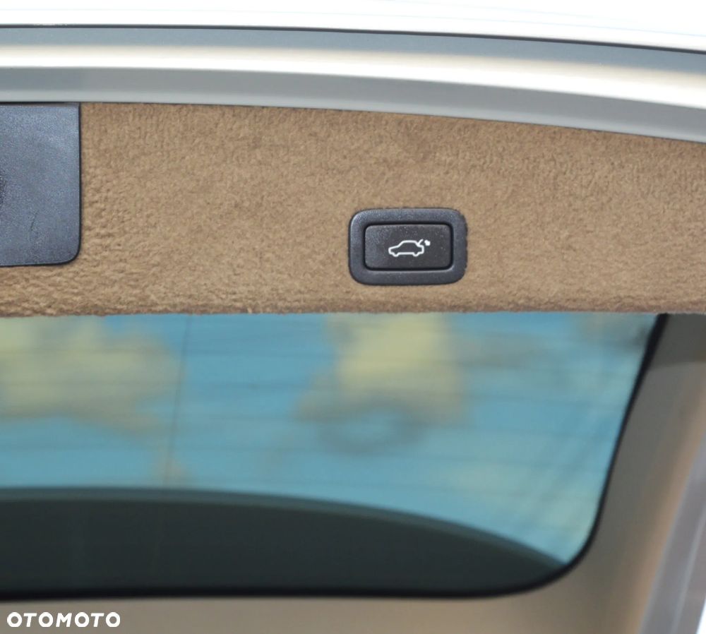 Volvo XC 60 - 8