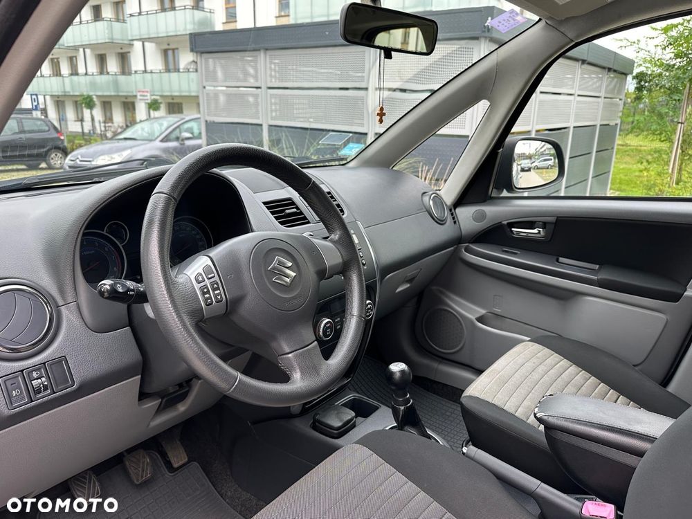 Suzuki SX4 1.6 Comfort 4WD - 7