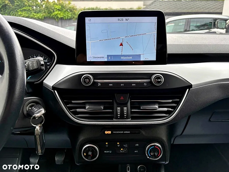 Ford Focus Turnier 1.5 EcoBlue Start-Stopp-System COOL&CONNECT - 24