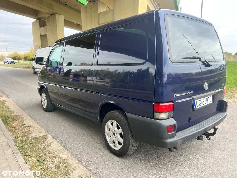 Volkswagen Transporter - 3
