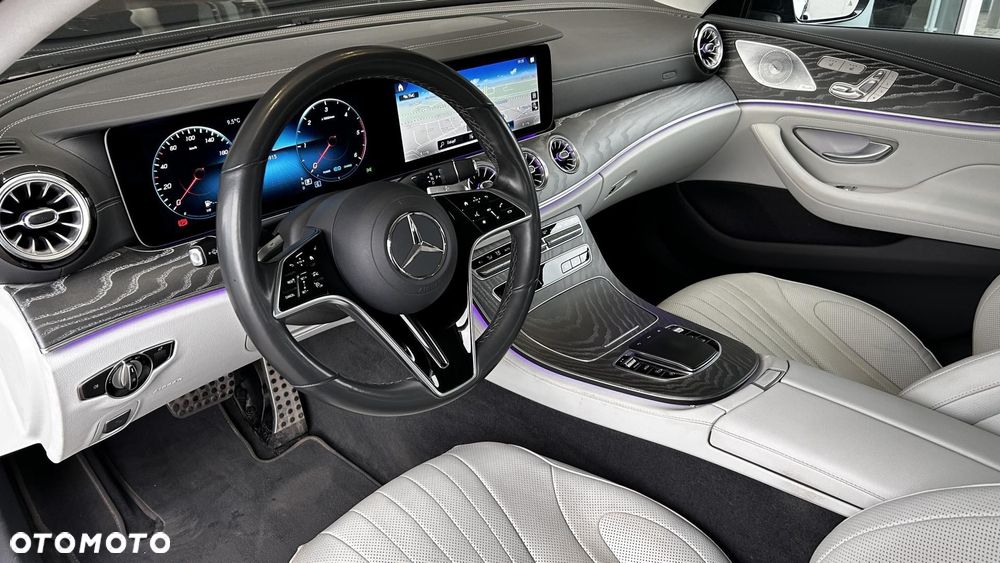Mercedes-Benz CLS - 11