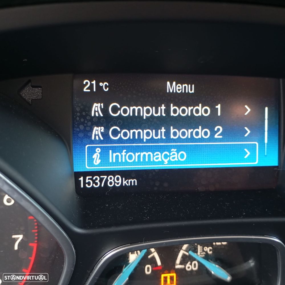 Ford Focus 1.0 SCTi Titanium - 23
