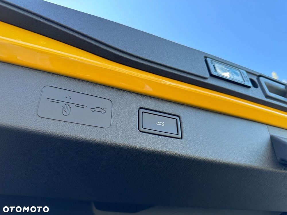 Volkswagen T-Roc - 31