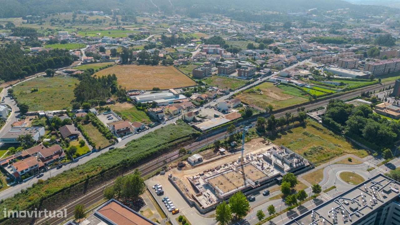 Brisa D´Avenida Residences | T3 NOVO | VARANDA | 2 lugares de parqueam - Grande imagem: 3/38